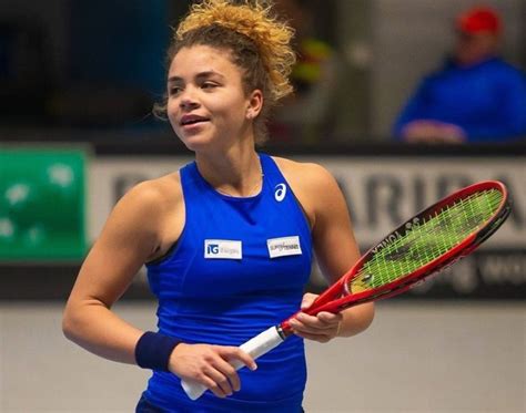 Jasmine Paolini Hot Tennis Babes