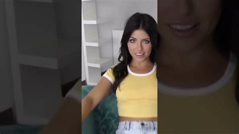 Video Драка п рноактрис Лана Роудс против Адрианы Чечик Twitch Nude Videos and Highlights