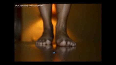 Geeky Asian PLASTERS Mini Man To Her TOES And SOLES MPG Amateur Soles Giantess And Footjobs