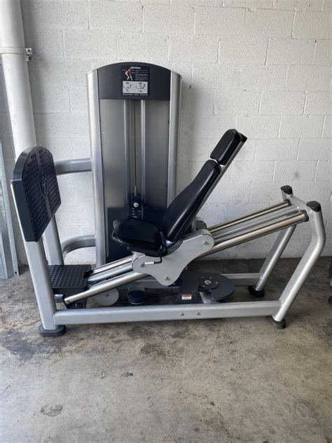 Life Fitness Discover Series PowerMill Elite Gym Equipment International