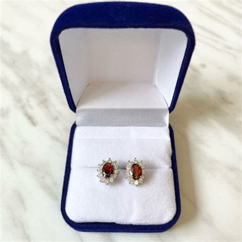 Jewelry New Sterling Silver Ruby Red Cubic Zirconia Sunflower Studs