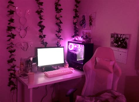 pink setup | Hot pink room, Pink desk, Pink and black pc setup