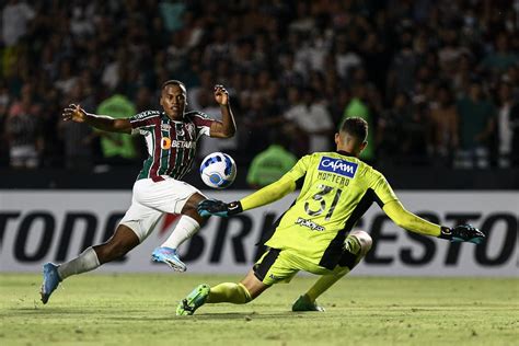 Cano E Arias Tiveram Participa O Direta Em Mais Da Metade Dos Gols Do