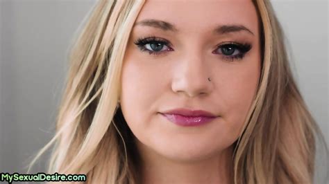 Sensual Passionate Babe In Lingerie Rides BFs Cock In Bed