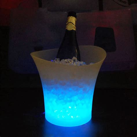 Drop Shipping 5L Waterproof LED Color Changing Plastic Ice Bucket Bars