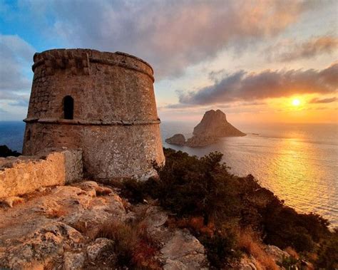 15 Cosas Y Lugares Imprescindibles Que Ver En Ibiza ¡sin Discotecas Diario De Un Mentiroso