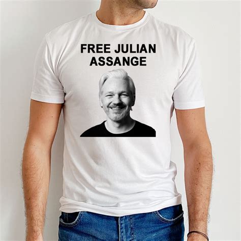 Free Julian Assange T-Shirt - Best gifts your whole family