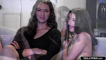 Morena Con Curvas Es Rimled Por Petite Bff XVIDEOS