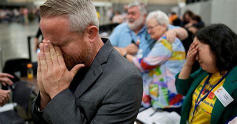 United Methodist Church Reverses Ban On Practicing Gay Clergy The New York Times
