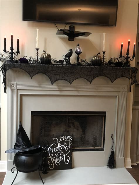 Halloween Fireplace Decor Ideas