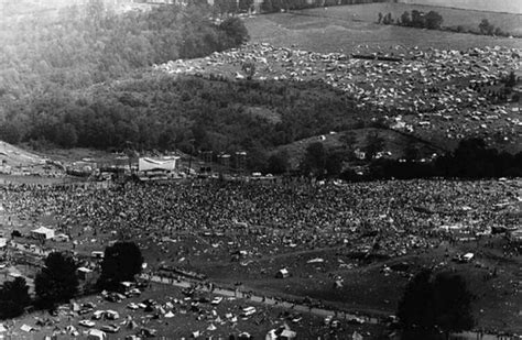 50 Rarely Seen Images From Woodstock 1969 Page 17 Of 50 Housely