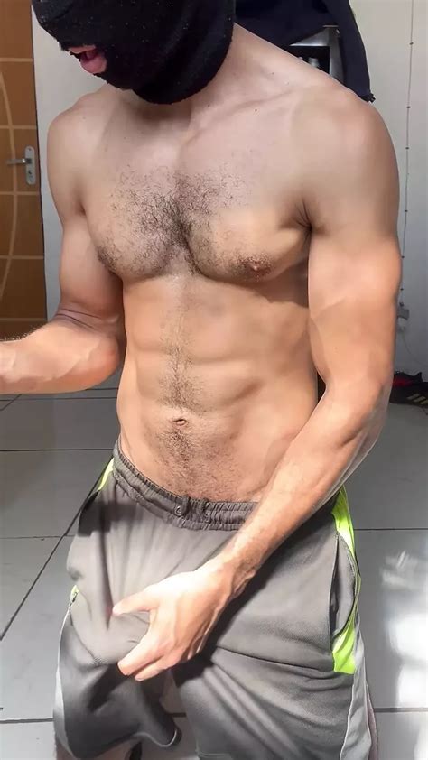 Vídeos gay de En pantalones cortos gratis xHamster