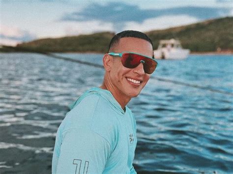 Daddy Yankee Lanza Bailando En La Lluvia Un Himno De Resiliencia Y