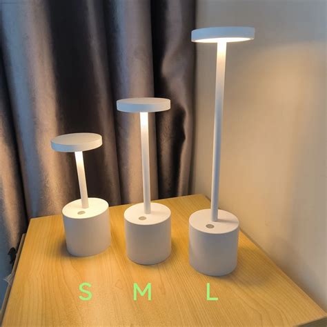 RSJ-C002 Aluminium led cordless table lamp rechargeable