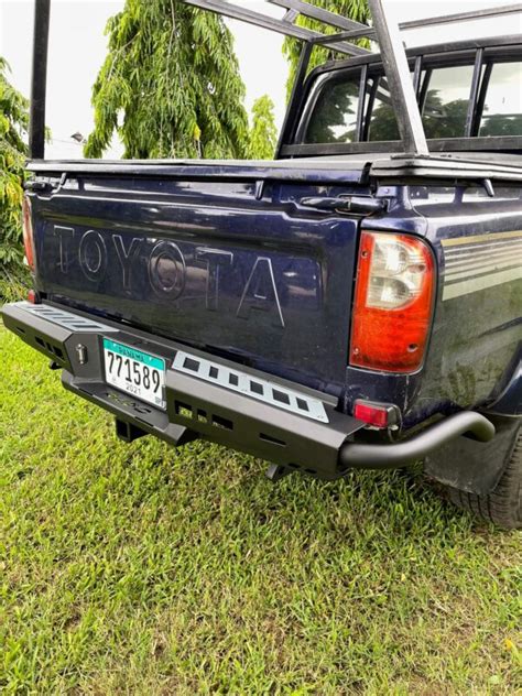 Defensa trasera con tubos Hilux 3ra generación Rudo4x4