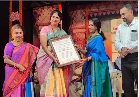 Houston Dance Guru Lavanya Rajagopalan Receives Acharya Kala Bharati Award