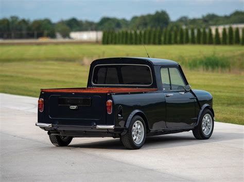 This Mini Pickup Truck From 1972 Recalls A Forgotten Part Of The Brand