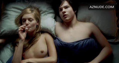 HAPPINESS RUNS NUDE SCENES AZNude