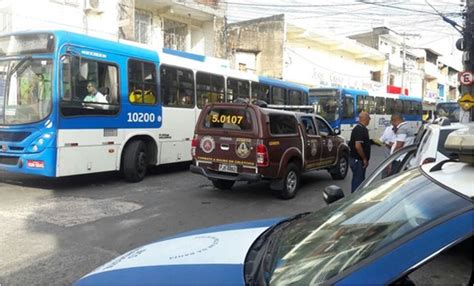 Ônibus voltam a circular no Nordeste de Amaralina Vale das Pedrinhas e