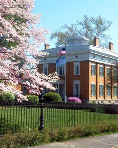 Lanier Mansion Sweet Home, Visiting