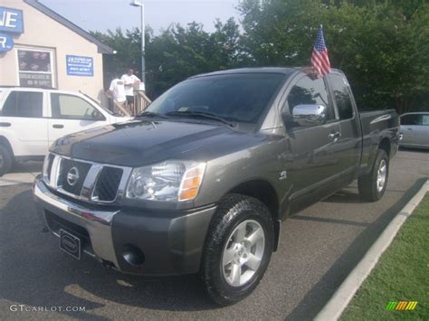 2004 Smoke Gray Nissan Titan SE King Cab 4x4 51856893 GTCarLot