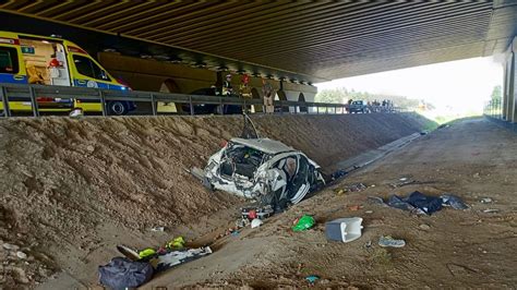 Tragiczny Wypadek Na Autostradzie A Pod Tarnowem Jedna Osoba Nie Yje