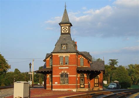 Baltimore & Ohio's beautiful Point of Rocks, Maryland depot designed by ...