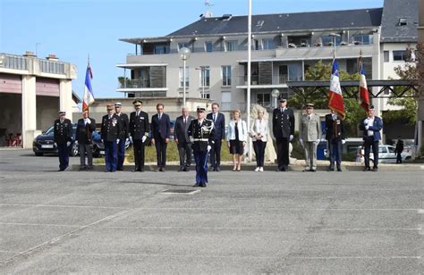 Rodez Cérémonie militaire au groupement de la gendarmerie de lAveyron