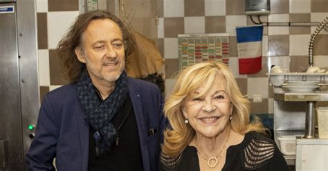 Exclusif Nicoletta Et Son Mari Jean Christophe Molinier Au Restaurant