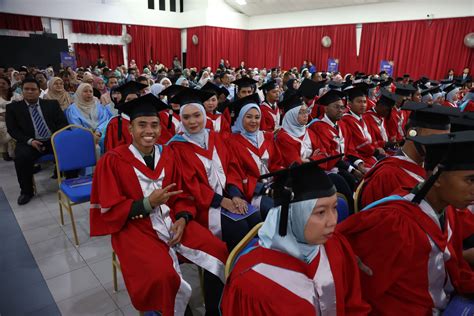 Istiadat Konvokesyen Ke 14 Universiti Pertahanan Nasional Malaysia