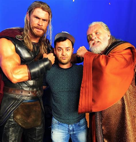 ‘Thor: Ragnarok’ - First Image of Thor, Loki, and Odin’s New Costumes | YouBentMyWookie