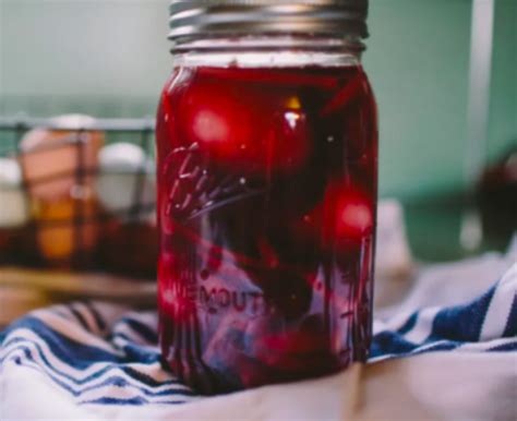 Amish Pickled Red Beet Eggs Recipe