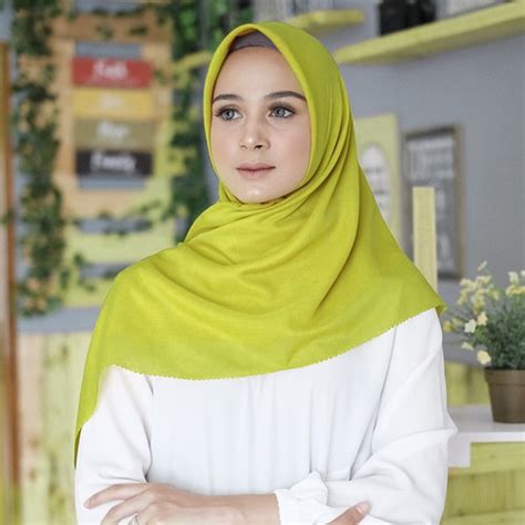 Promo Kerudung Hijab Segi Empat Polos Bella Square Jilbab Segi Empat