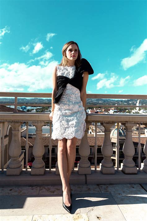 Emma Watson Opts For Mismatched Bikini On The Beach In Italy Artofit