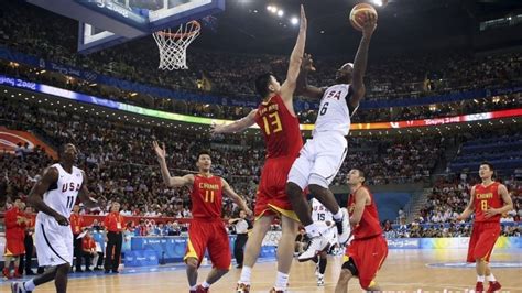 Desplazamiento Ofensivo Del Baloncesto Todo Lo Que Necesita Conocer