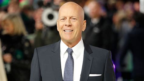 What Is Aphasia An Expert Explains The Condition Forcing Bruce Willis To Retire From Acting