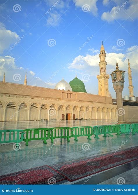 Medina Green Dome stock image. Image of tower, bakrandumar - 309660921