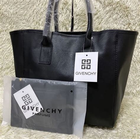 Yahooオークション Givenchy ジバンシー ノベルティ トートバッグ