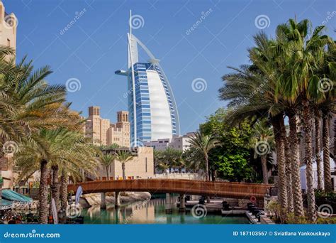 Marcha 2018 De Dubai Uae Burj Al Arab Visto Desde Madinat Jumeirah