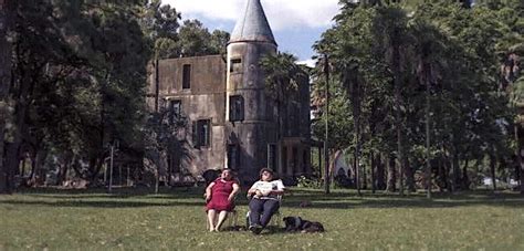 Festivales Crítica de El castillo película de Martín Benchimol