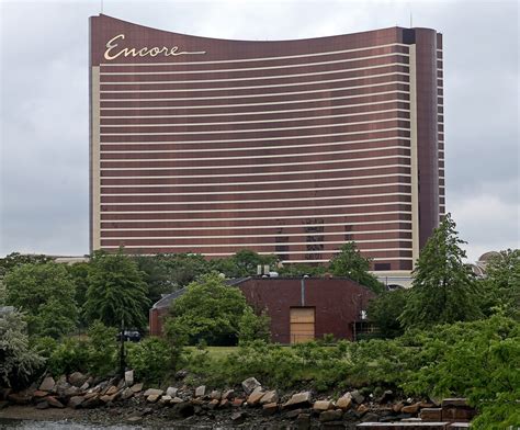 Encore casino cracks down on large groups of people in hotel rooms