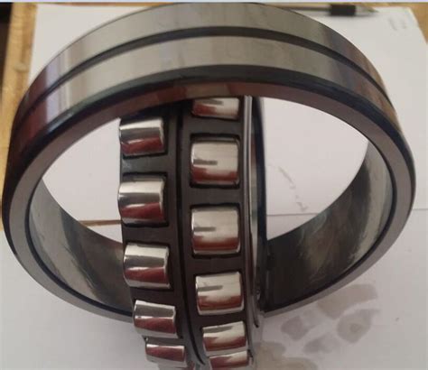 SKF NSK NTN Timken Koyo Tapered Roller Bearing Cylindrical Roller