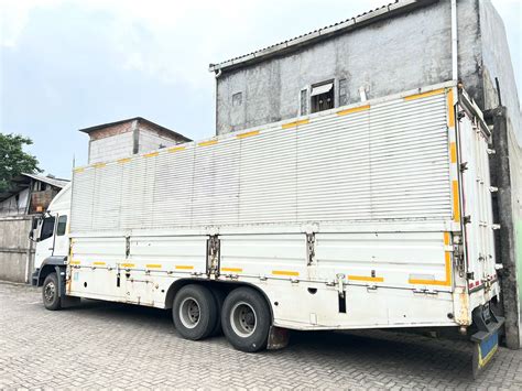 MURAH BanBARU Mitsubishi Fuso Tronton 6x2 Wingbox 2017 Wing Box 4688139