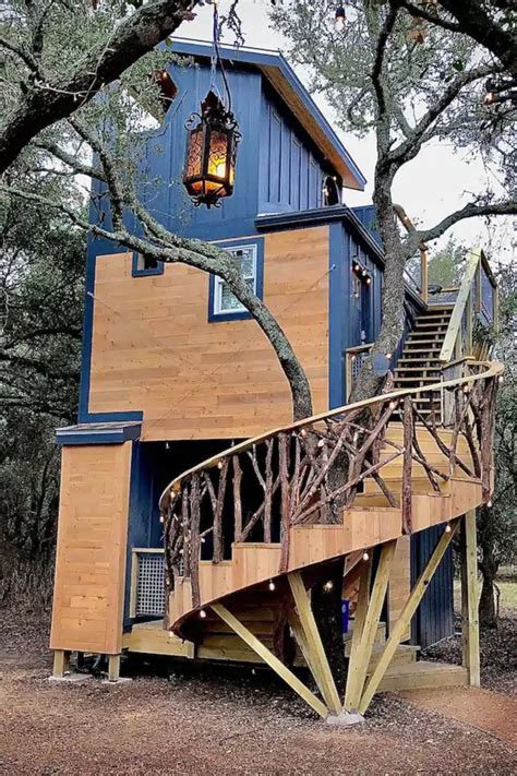 The Acorn Tree House Is A Lovely Tiny House Treehouse Destination That