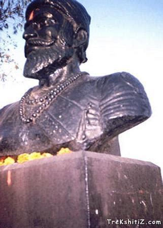 King Sambhaji statue