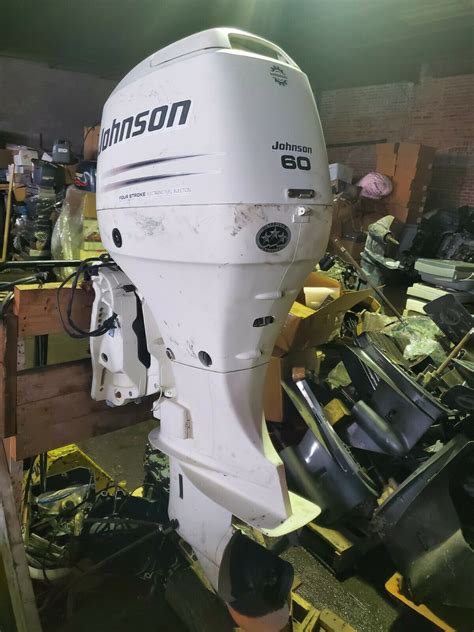 BRP 2004 60hp SUZUKI JOHNSON Outboard Motor 4 STROKE OUTBOARD DF60