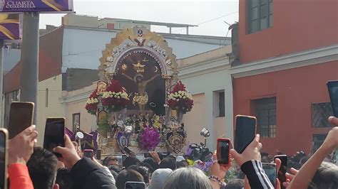 Primer Recorrido Procesional del Señor de Los Milagros Lima 08 10 22