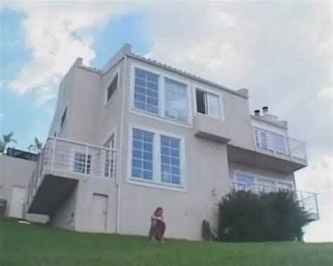 Tiffany Holiday Facial Cumshot Porn Videos XHamster