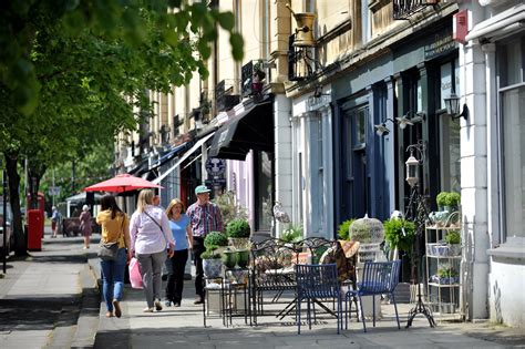 Self-Catering Holiday Lets Cheltenham | Luxury Serviced Apartments