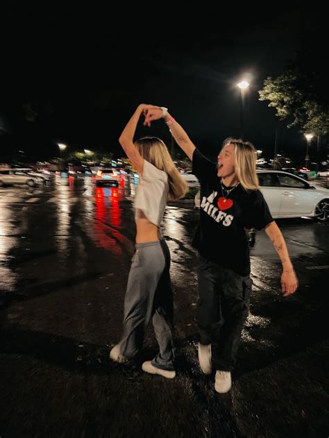 Pin By Annarcard On So Much Love Cute Lesbian Couples Cute Couples Goals Lesbian Relationship